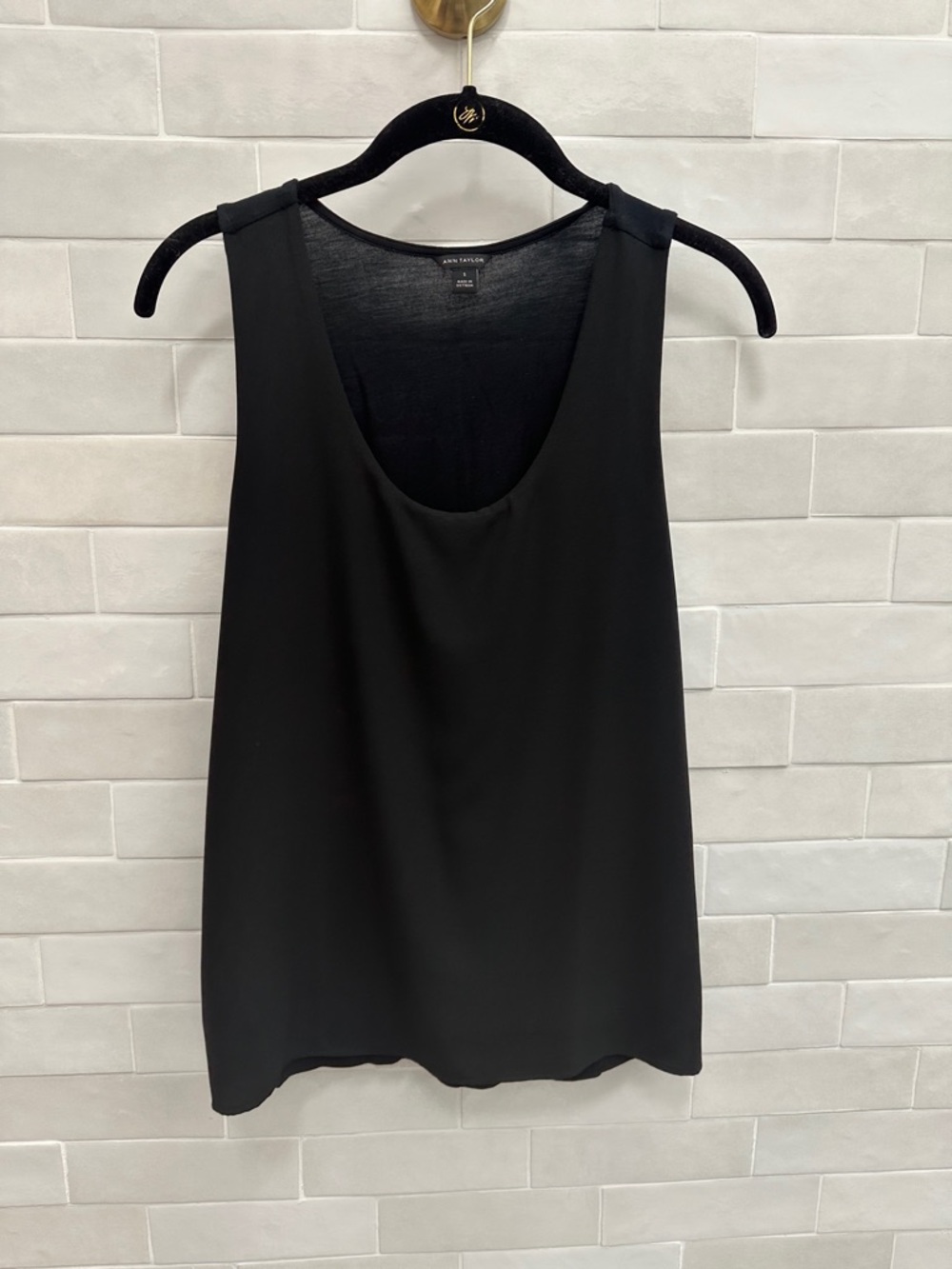 Ann Taylor Black Scoop Neck Tank Top